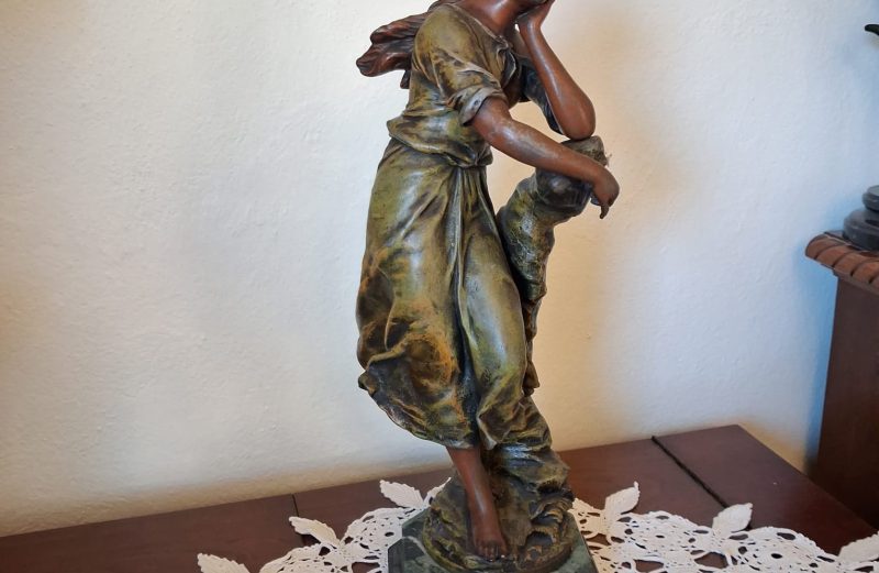 Yunan Tanrıça Heykeli