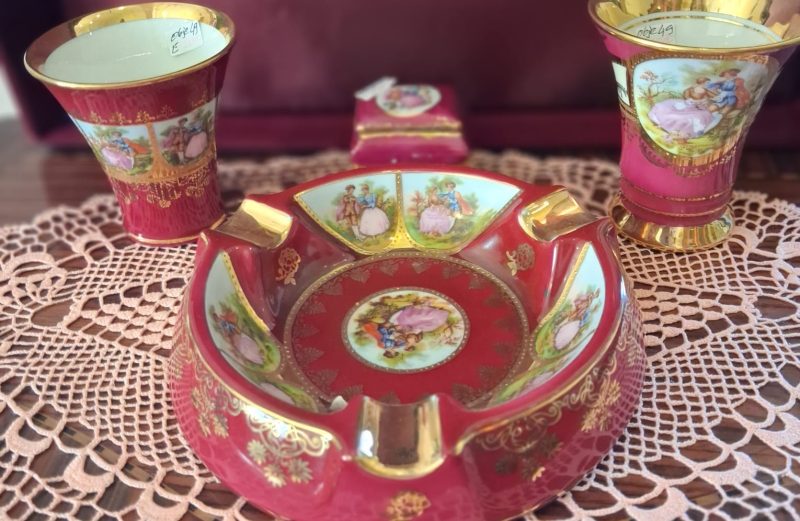 Viyana Porselen Tabla ve Vazoları